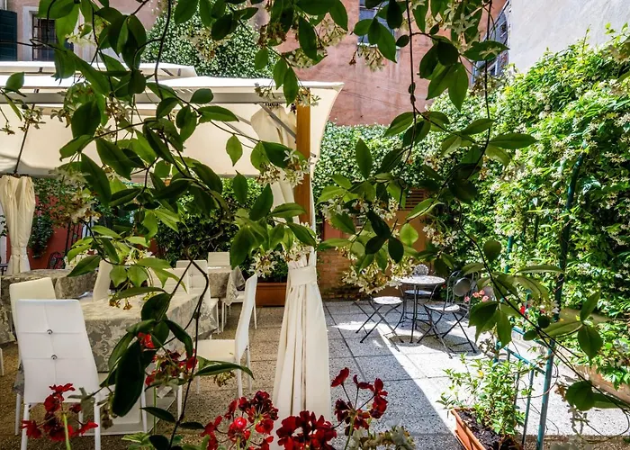 Hotel Apostoli Garden